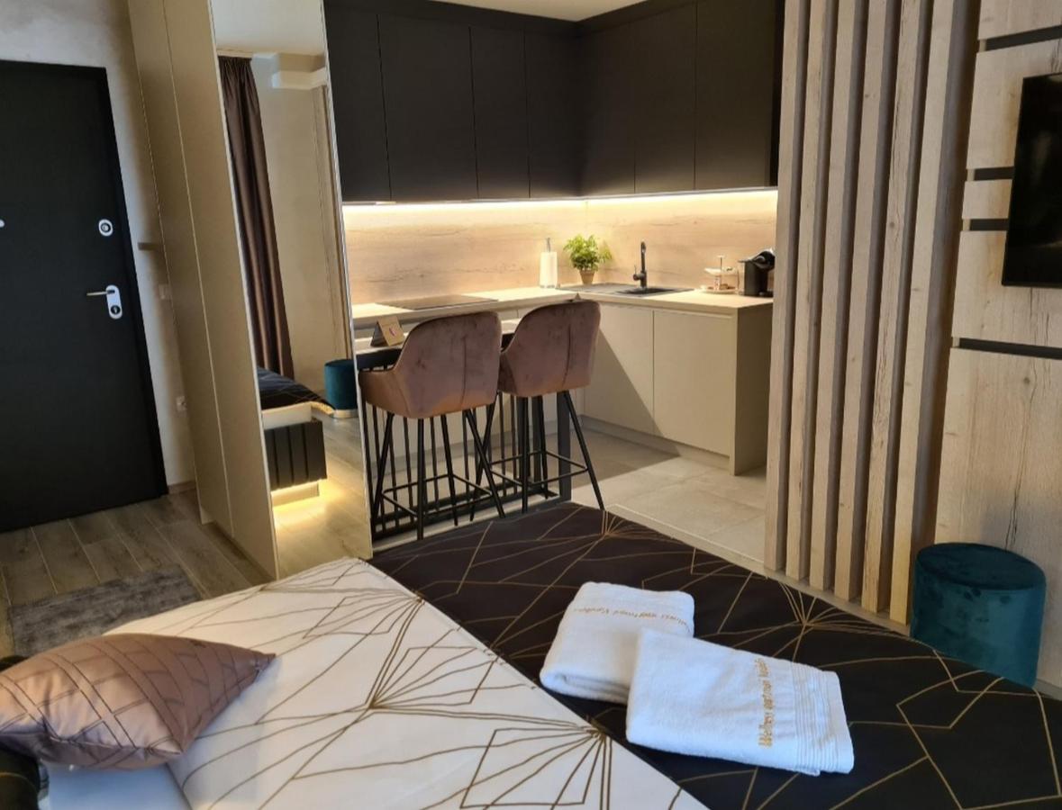 Wellness Apartments วาราชดีน ภายนอก รูปภาพ